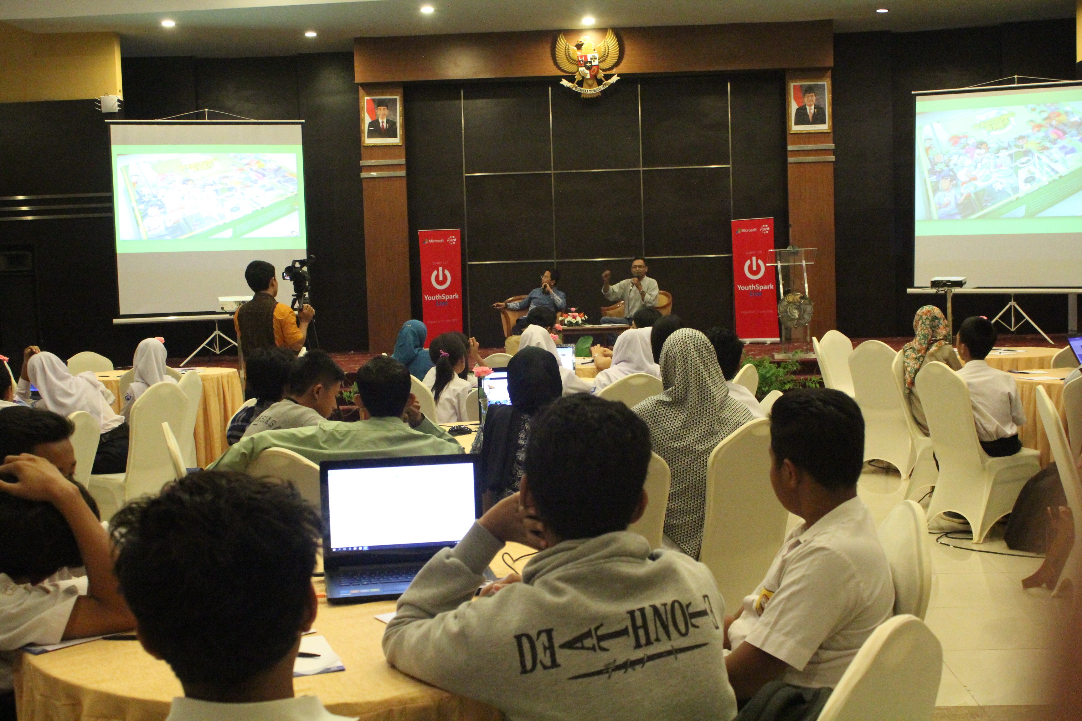 Microsoft YouthSpark Live Session